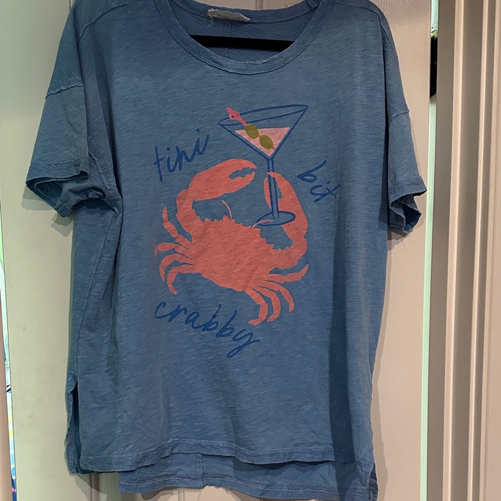 Double Zero small Tini Bit  Crabby short sleeve tee. Like new
